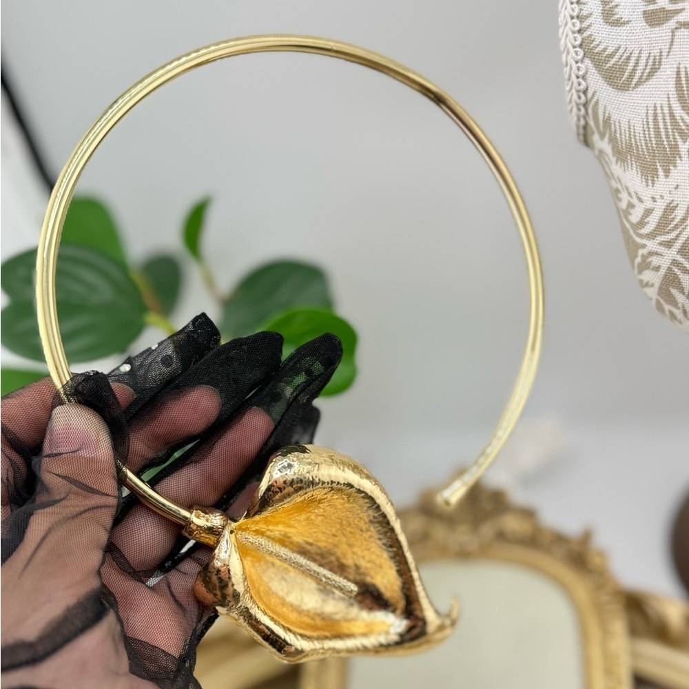 Zara Statement Gold Calla Lily Choker Necklace - Picture 11 of 12